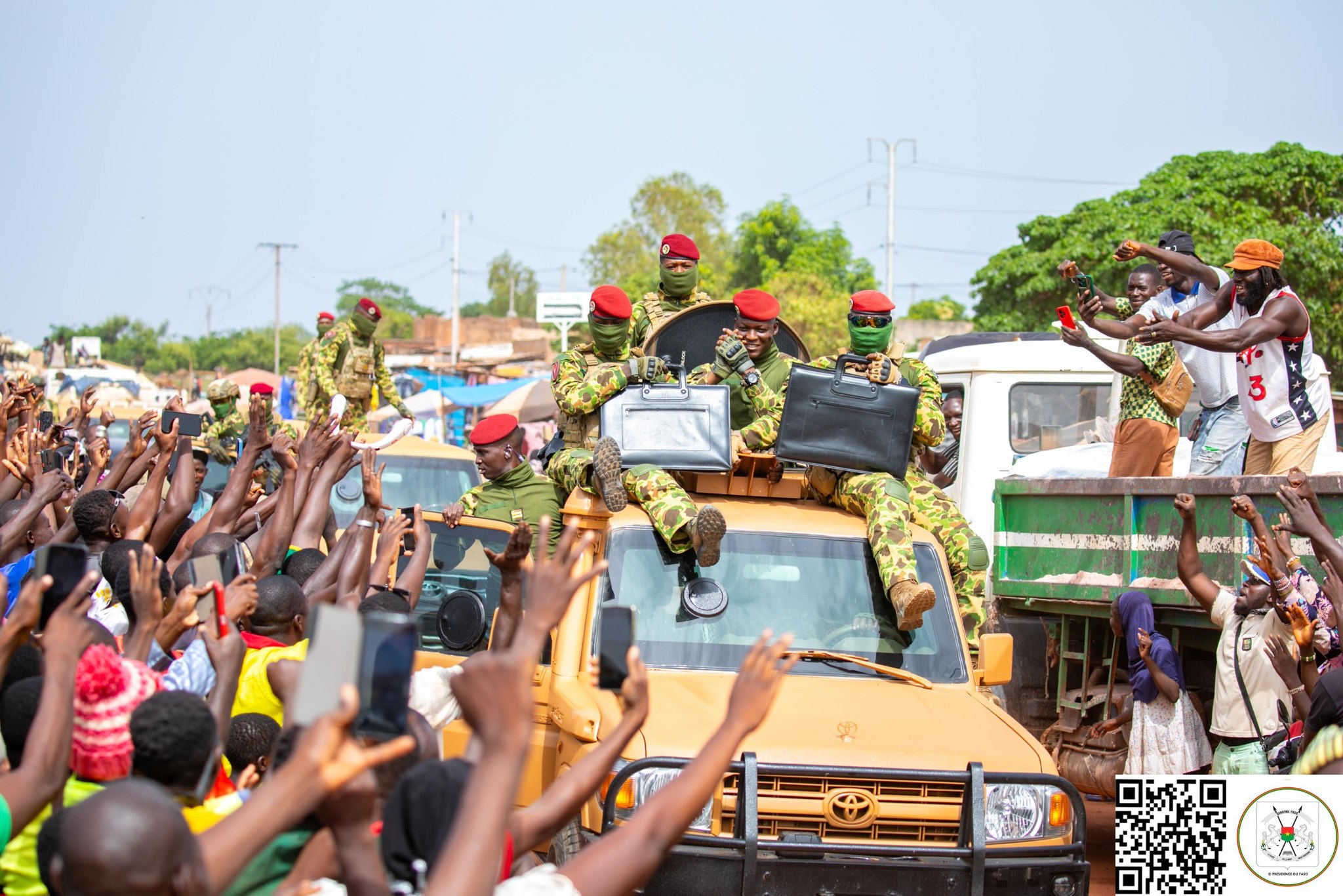 Accueil du Président à Bobo-Dioulasso : une ferveur populaire à Sya