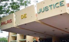Abus de confiance et blanchiment de capitaux : un huissier écroué à Ouagadougou