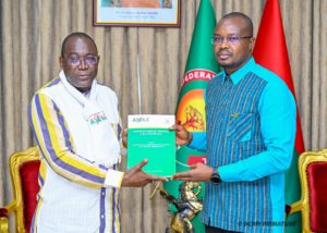 Lutte contre la corruption : l’ASCE-LC remet son rapport annuel 2023 au Premier ministre
