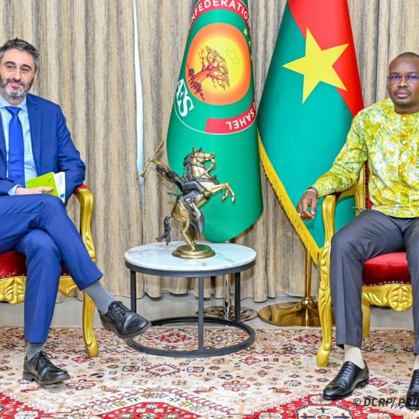 Fin de mission : l’ambassadeur de l’Union européenne fait ses adieux au Premier ministre