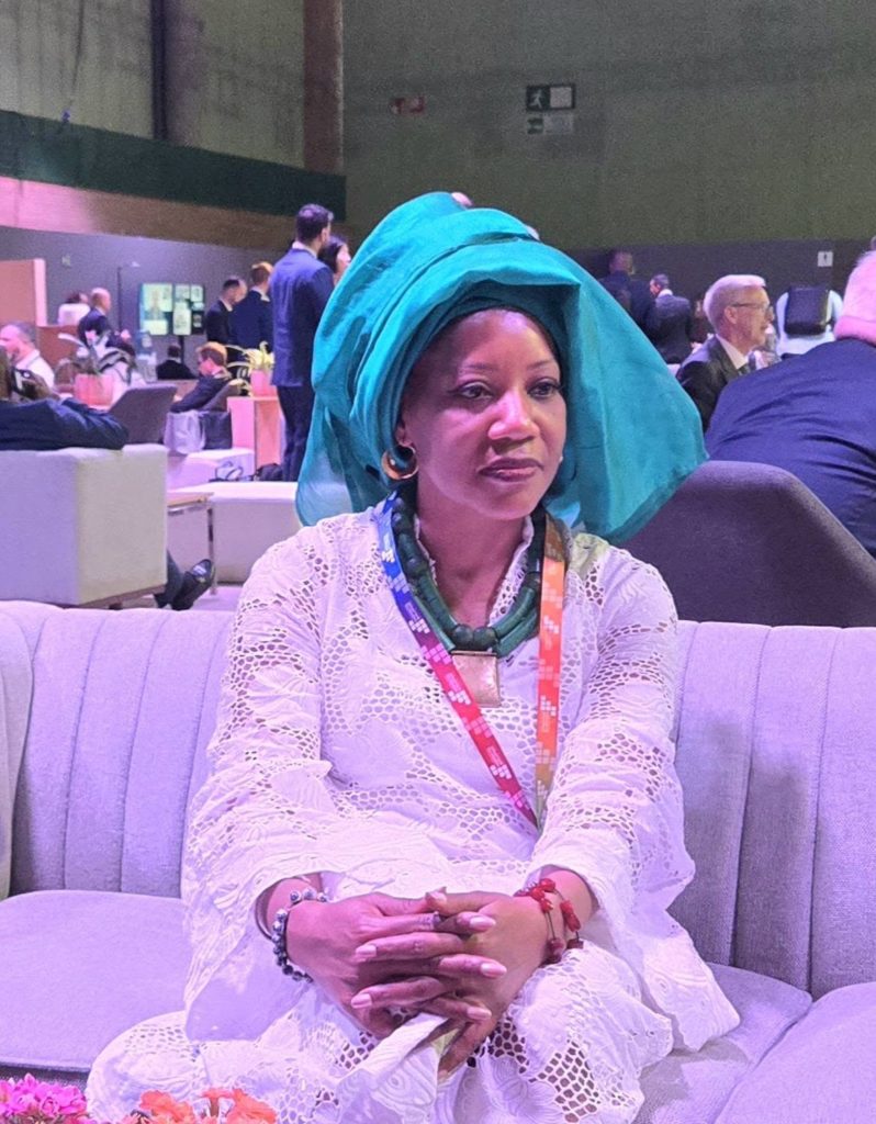 Mme Nana TOURE, Directrice du Club du Sahel et de l'Afrique de l'Ouest,/OCDE