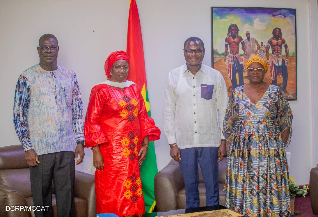Promotion de la parenté à plaisanterie : l'association Entente Sinanguya Yiriwa reçue par le ministre de la Culture