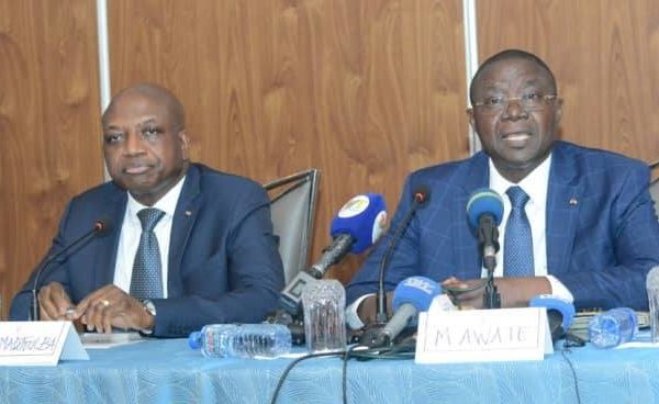 Mandats d’arrêt internationaux contre les activistes togolais : le régime durcit sa ligne face à la diaspora