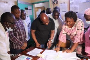 Présence des agents de santé de garde : le ministre Kargougou inspecte les structures à Bobo-Dioulasso