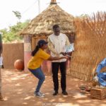 Promotion du cinéma burkinabè : le ministre Pingdwendé OUEDRAOGO soutient la série « Bienvenue à Kikidéni »