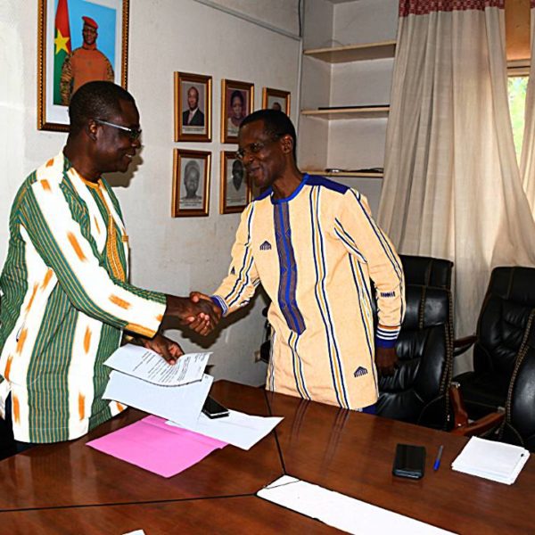 Emmanuel OUEDRAOGO installé comme nouveau Conseiller Technique au ministère de l’Industrie