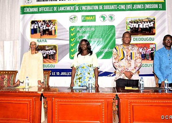 Promotion de l’entrepreneuriat : 65 jeunes bénéficient d’une incubation intensive avec le PADEJ-MR