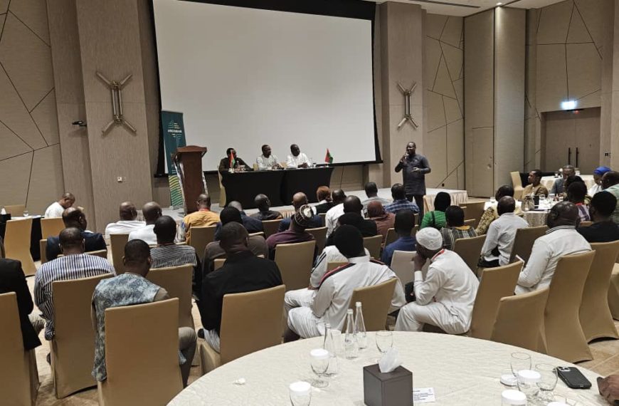 Diaspora burkinabè : le ministre Karamoko TRAORE à l’écoute des compatriotes aux Émirats Arabes Unis