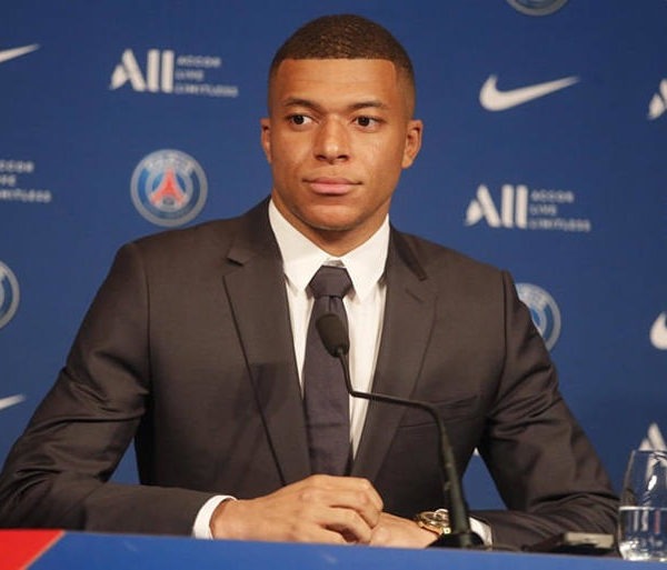 Plainte de Kylian Mbappé contre le PSG : l’attaquant retire ses accusations de harcèlement