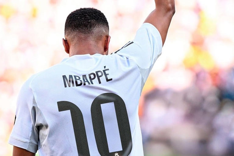 Kylian Mbappé Real Madrid : le numéro 10 devient officiellement le sien