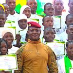 Journée de l’Excellence Scolaire 2025 : Mahaoua BAOULA/KANYOULOU sacrée Super Enseignante