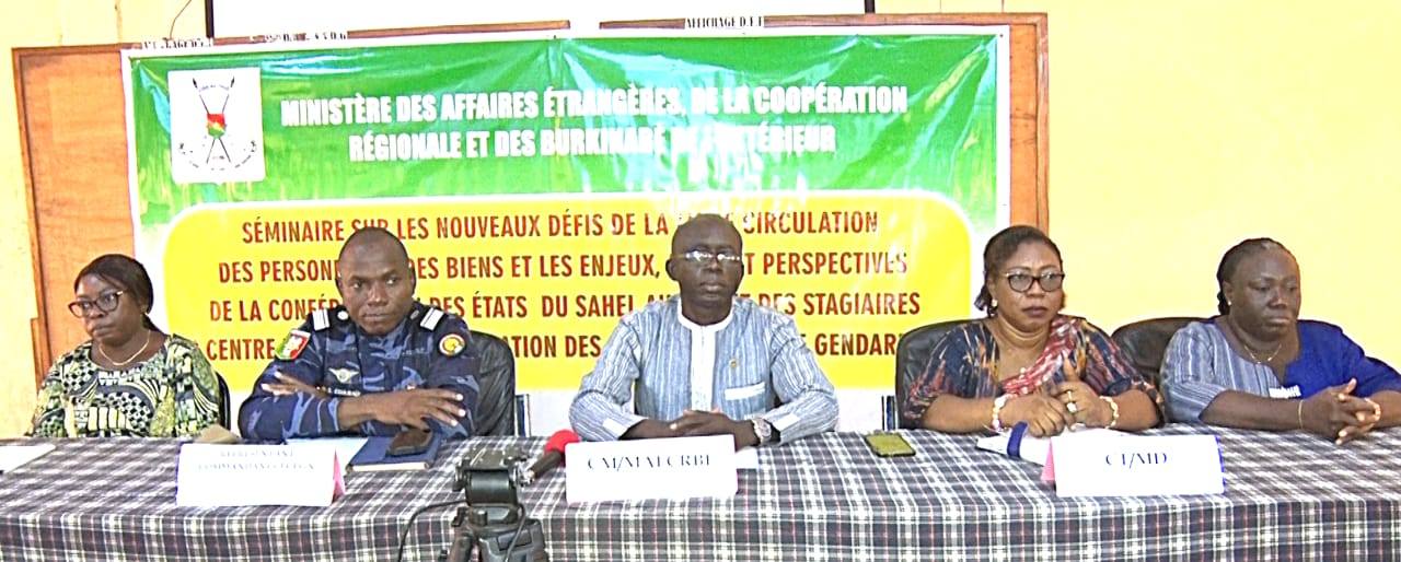 Libre circulation des personnes et des biens : le MAECR-BE forme les stagiaires gendarmes à Bobo-Dioulasso