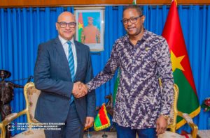 Coopération bilatérale : deux ambassadeurs en fin de mission reçus à Ouagadougou
