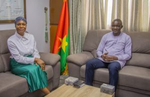 Transition énergétique au Burkina Faso : le ministre GOUBA échange avec la chercheure Nabonswendé Aïda ZAONGO/OUEDRAOGO
