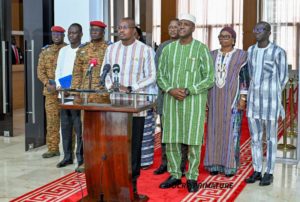 Visite d’amitié au Mali : le Premier ministre burkinabè reçu au Palais de Koulouba