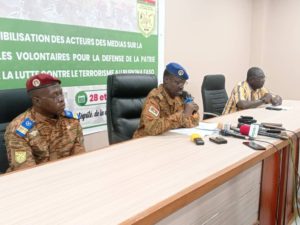 Médias et VDP : déconstruire les préjugés pour renforcer la lutte antiterroriste au Burkina Faso