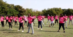 Cancer du sein : séance d’aérobic à Ouagadougou