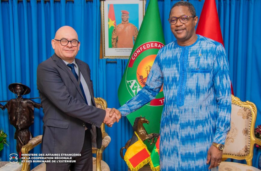 Coopération bilatérale : l’Ambassadeur de la Belgique et le Chef de la diplomatie burkinabè renforcent les échanges