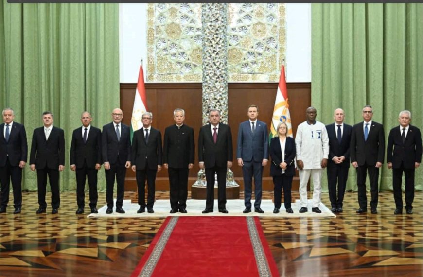 Coopération bilatérale : l’Ambassadeur Ludovic TAPSOBA renforce les liens entre le Burkina Faso et le Tadjikistan