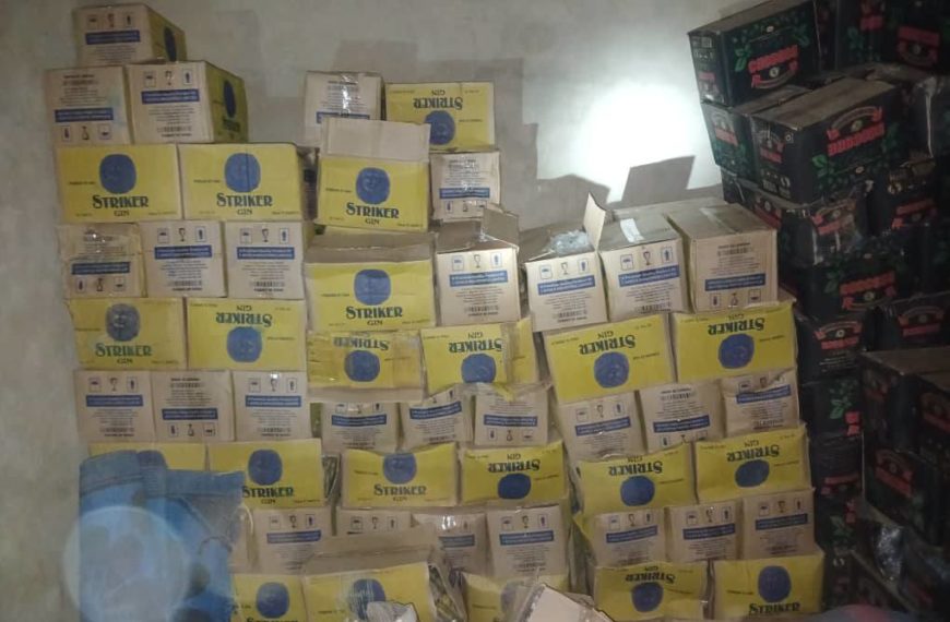 Lutte contre le commerce illicite : 355 cartons de liqueurs prohibées saisis grâce à la vigilance citoyenne