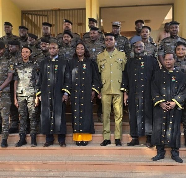 Prestation de serment Douanes Burkina : vingt agents engagés au service de la Nation