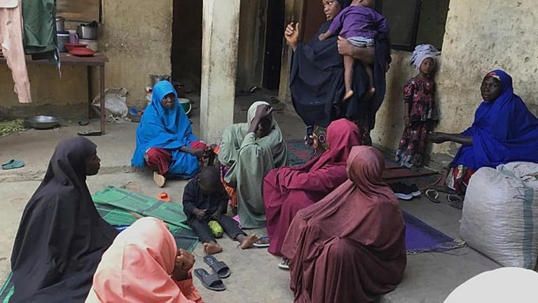 Enlèvements lycéennes Nigeria : inquiétude grandissante des familles après l’attaque à Kebbi