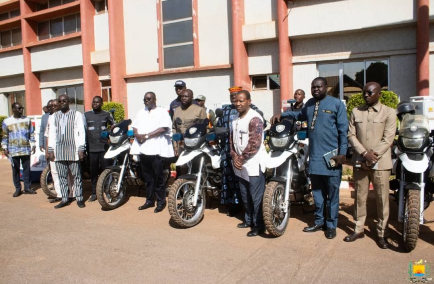 30ᵉ anniversaire de la Police Municipale : un geste citoyen fort