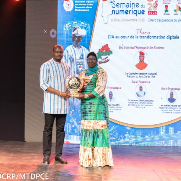 Semaine du Numérique 2025 : une distinction prestigieuse pour le Premier ministre OUEDRAOGO