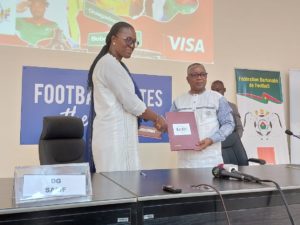 Football burkinabè : la FBF et la SA2IF s’allient pour soutenir les jeunes et le football féminin