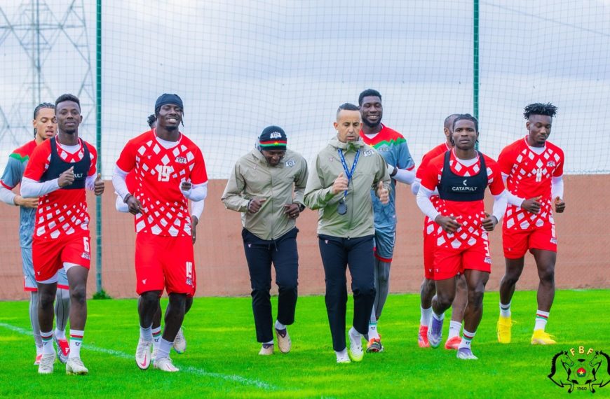 Dix Étalons à l’entraînement à Ben Slimane