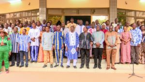 Burkina : le Capitaine Traoré rend hommage aux…