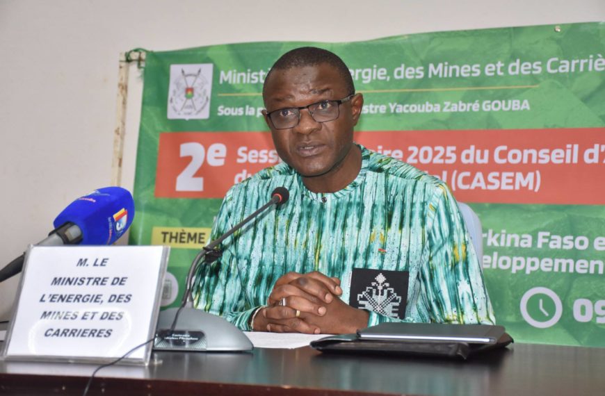 Ministre GOUBA ouvre le CASEM de l’Énergie