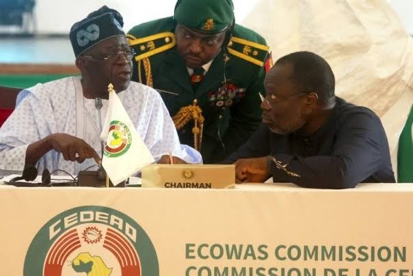 AES–CEDEAO : Abuja saisit la CEDEAO après détention