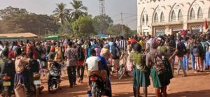 Les élèves de Bobo-Dioulasso soutiennent le gouvernement