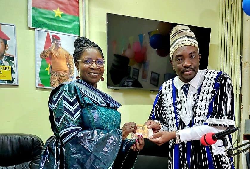 Diaspora burkinabè de Grèce mobilisée pour Faso Mêbo