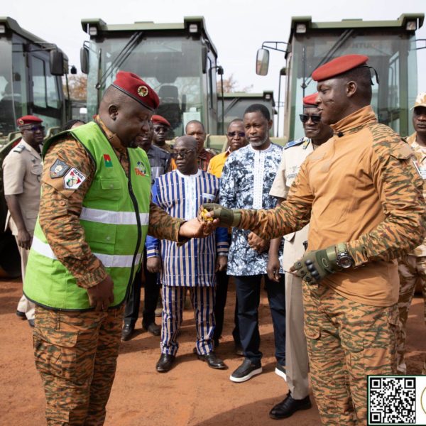 Faso Mêbo : nouveau matériel de construction