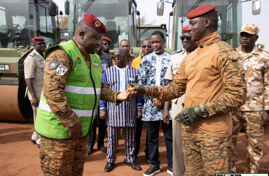 Faso Mêbo : nouveau matériel de construction