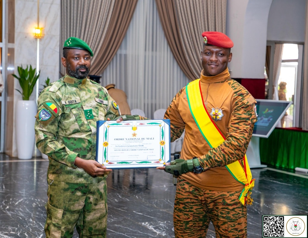 Président Traoré honoré au Mali par l’AES