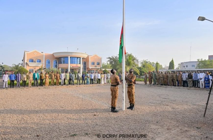 Montée des couleurs à la Primature : engagement réaffirmé