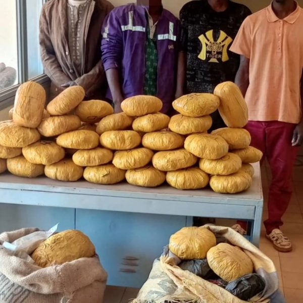 La Police Nationale saisit près de 70 kg de drogue à Bobo-Dioulasso.