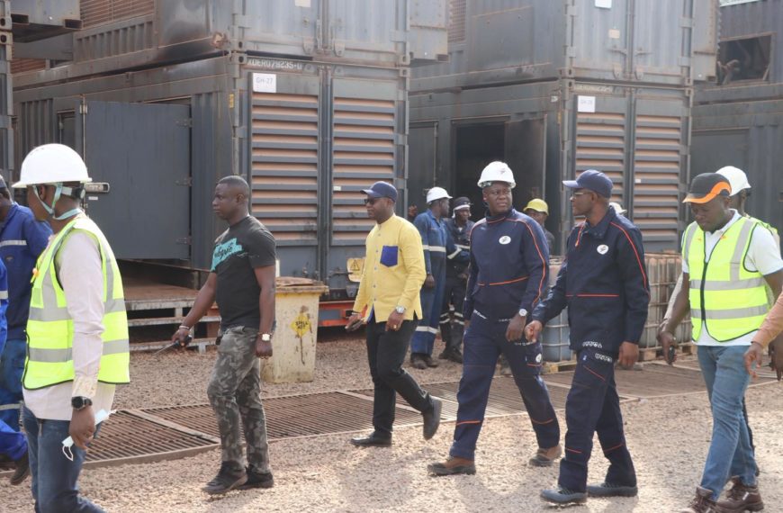 Le ministre de l'Énergie