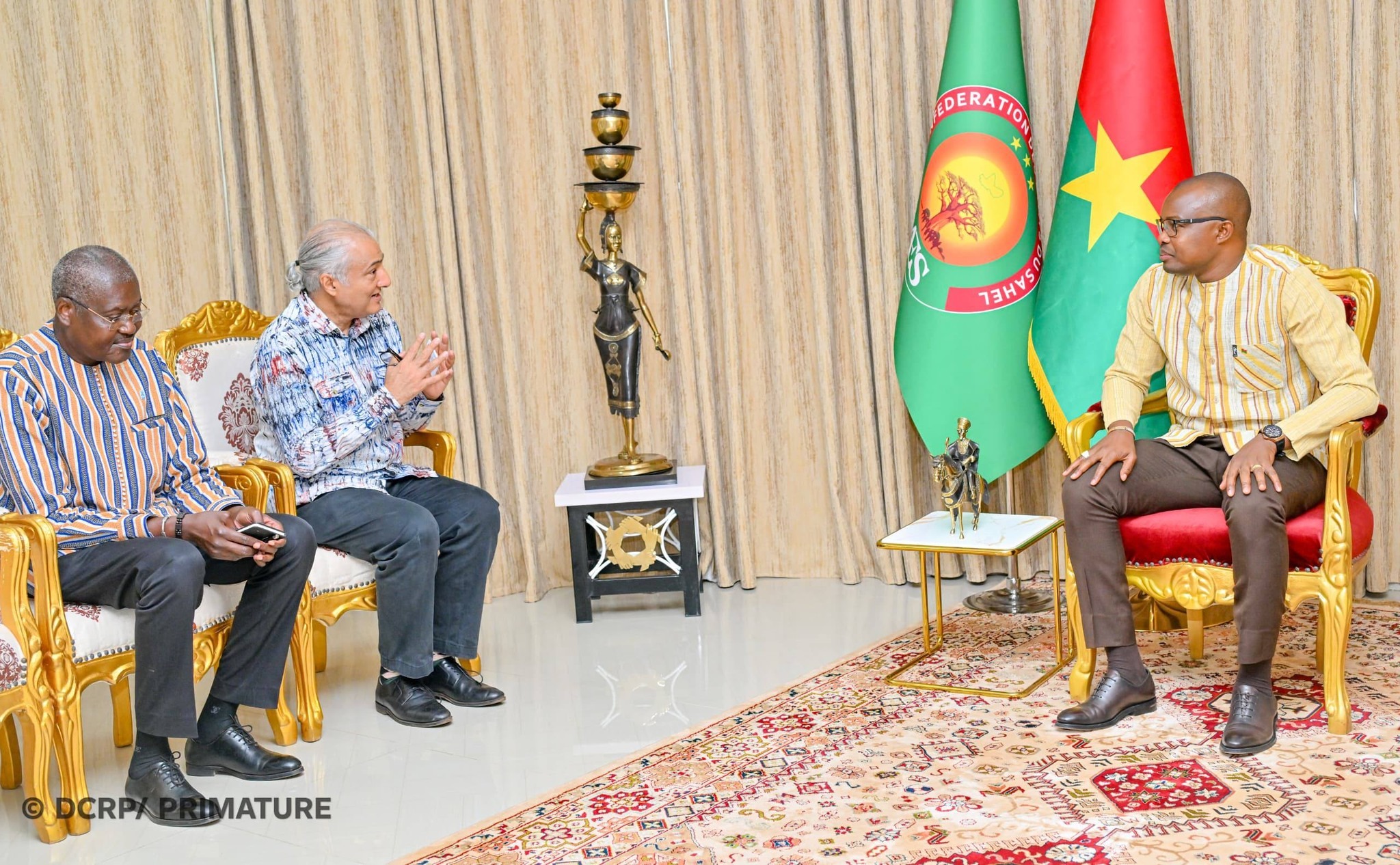 Le Premier ministre Rimtalba Jean Emmanuel Ouédraogo renforce la Coopération PNUD au Burkina Faso, en exigeant un alignement total sur la souveraineté nationale.