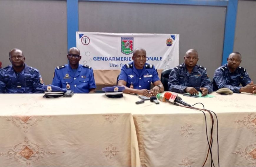 La gendarmerie a saisi 783 kg de drogue à Bobo dissimulés dans des sacs de céréales. Découvrez les détails de cette saisie record de 86 millions de FCFA.
