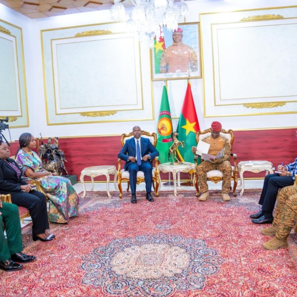 Axe Ouagadougou : le grand ballet diplomatique